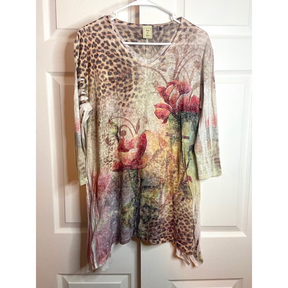 Jess & Jane Womens Large Leopard Floral Rhinestone V-Neck Handkerchief Hem Tunic